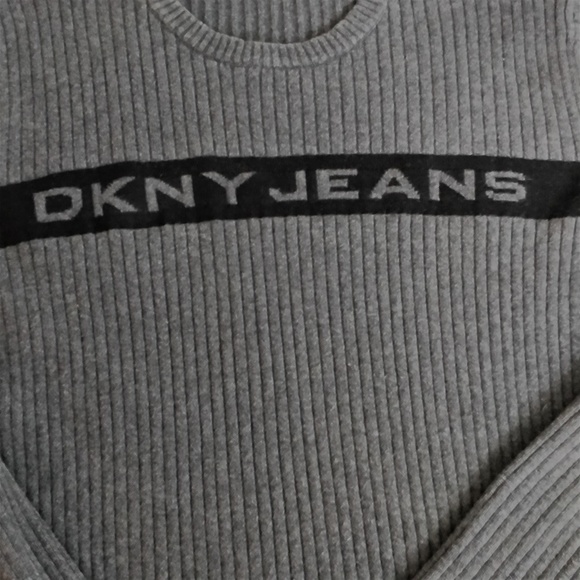 Like new DKNY Jeans men's charcoal sweater - Picture 5 of 5